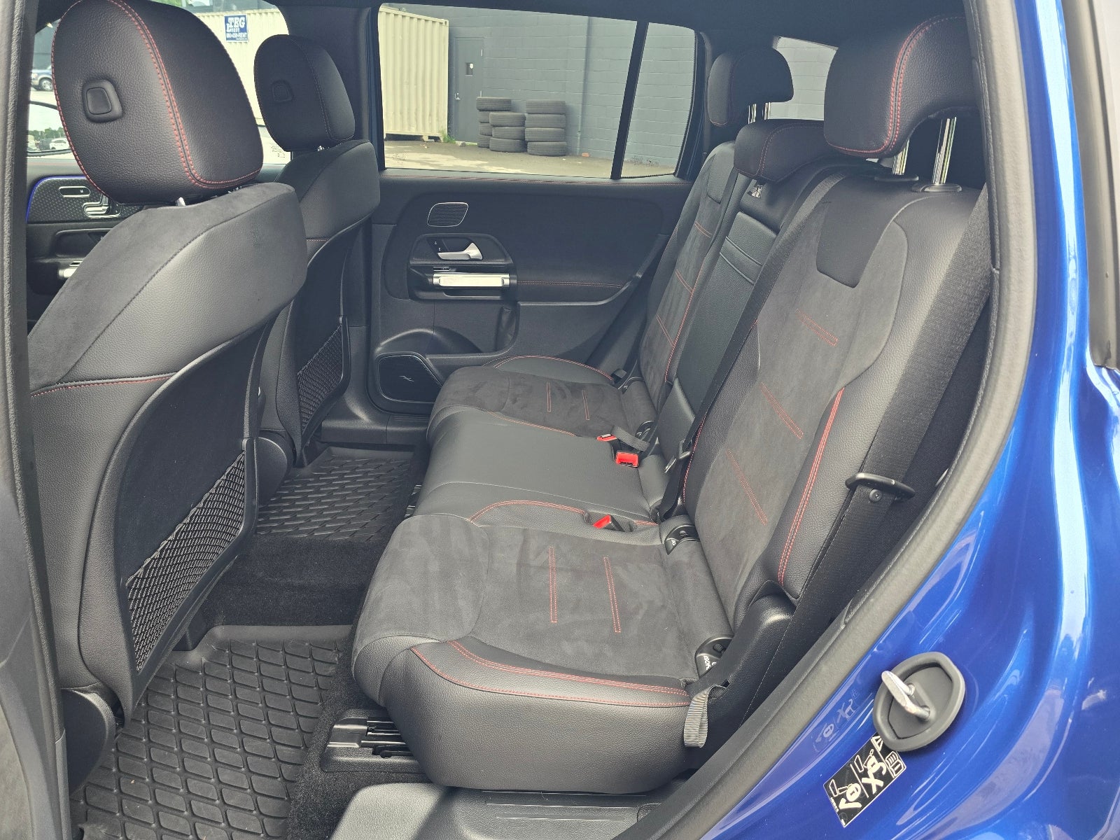 2024 Mercedes-Benz GLB 250