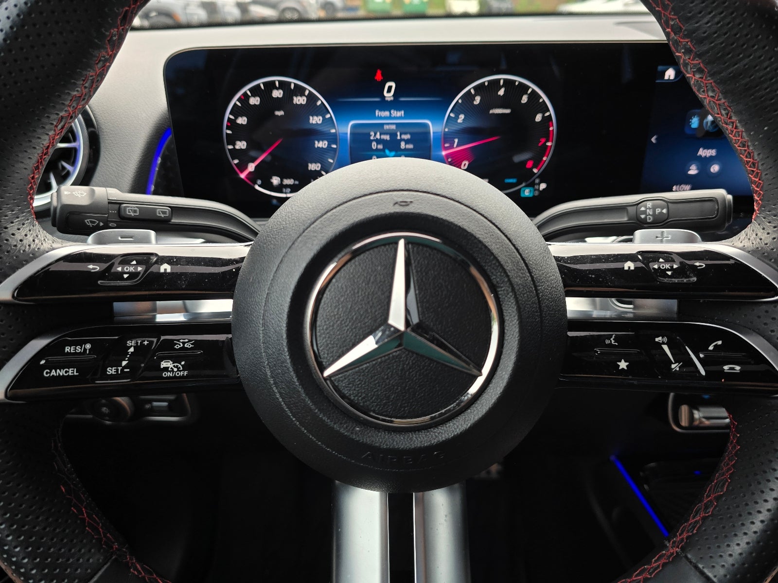 2024 Mercedes-Benz GLB 250