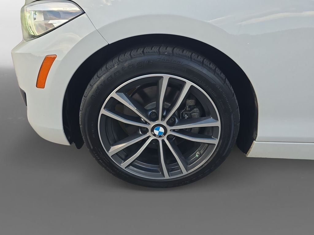2019 BMW 2 series 230i