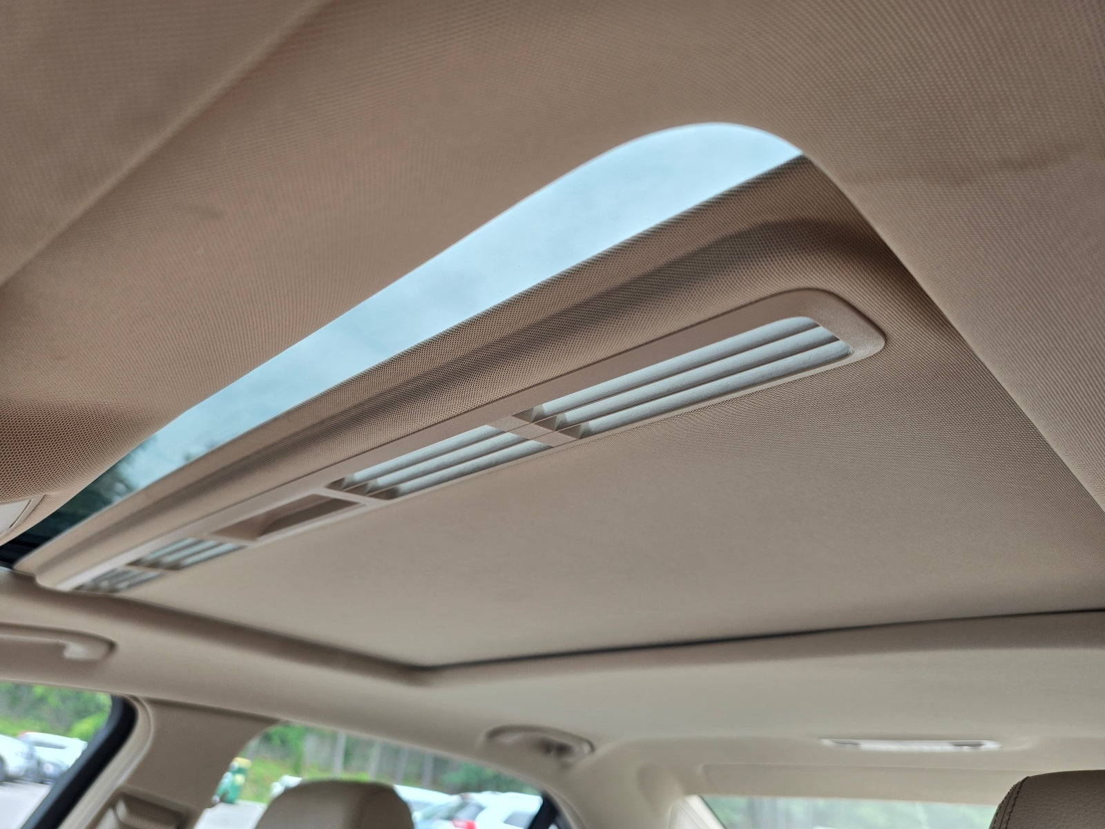 2014 Mercedes-Benz E-Class Luxury