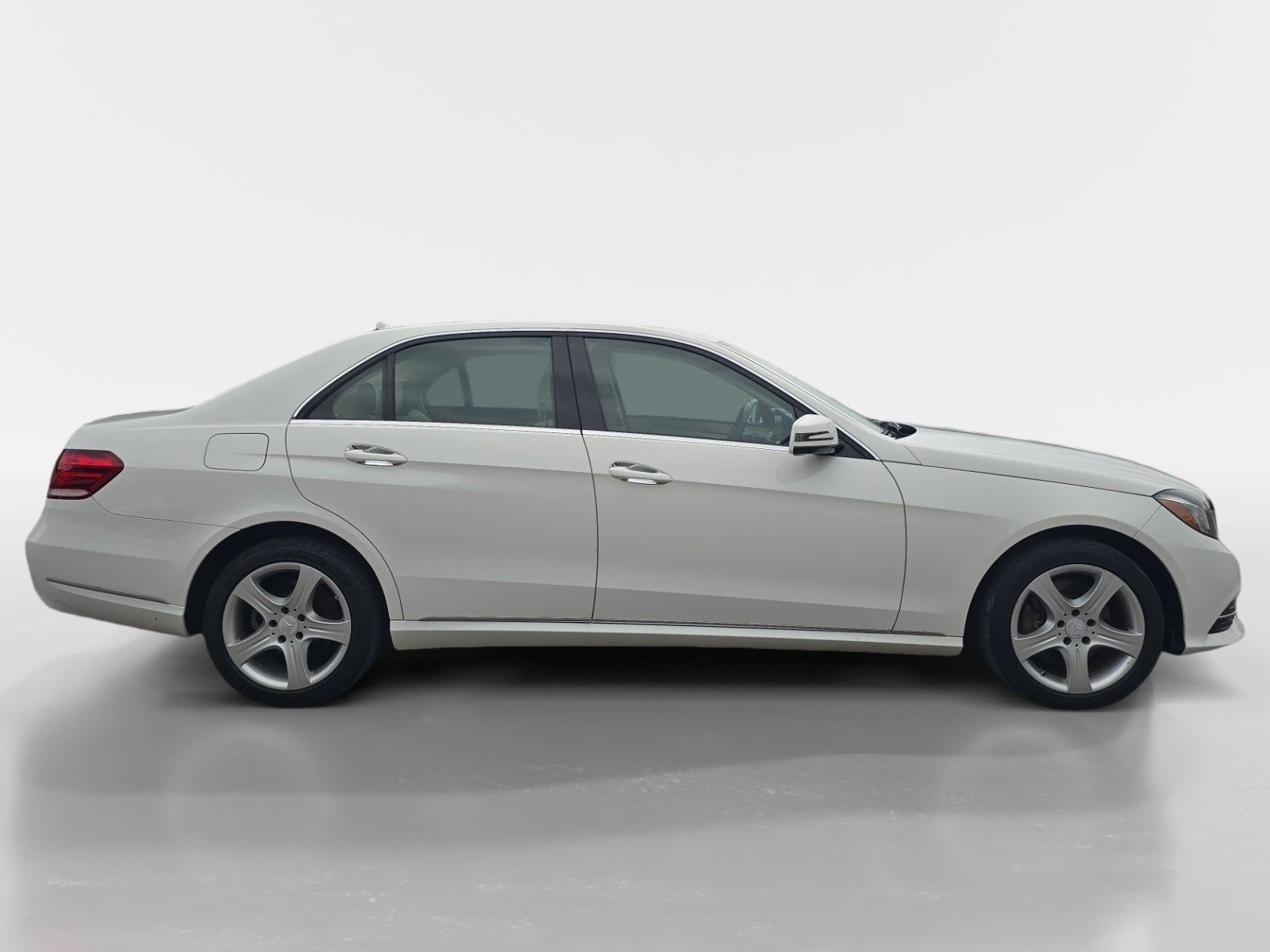 2014 Mercedes-Benz E-Class Luxury