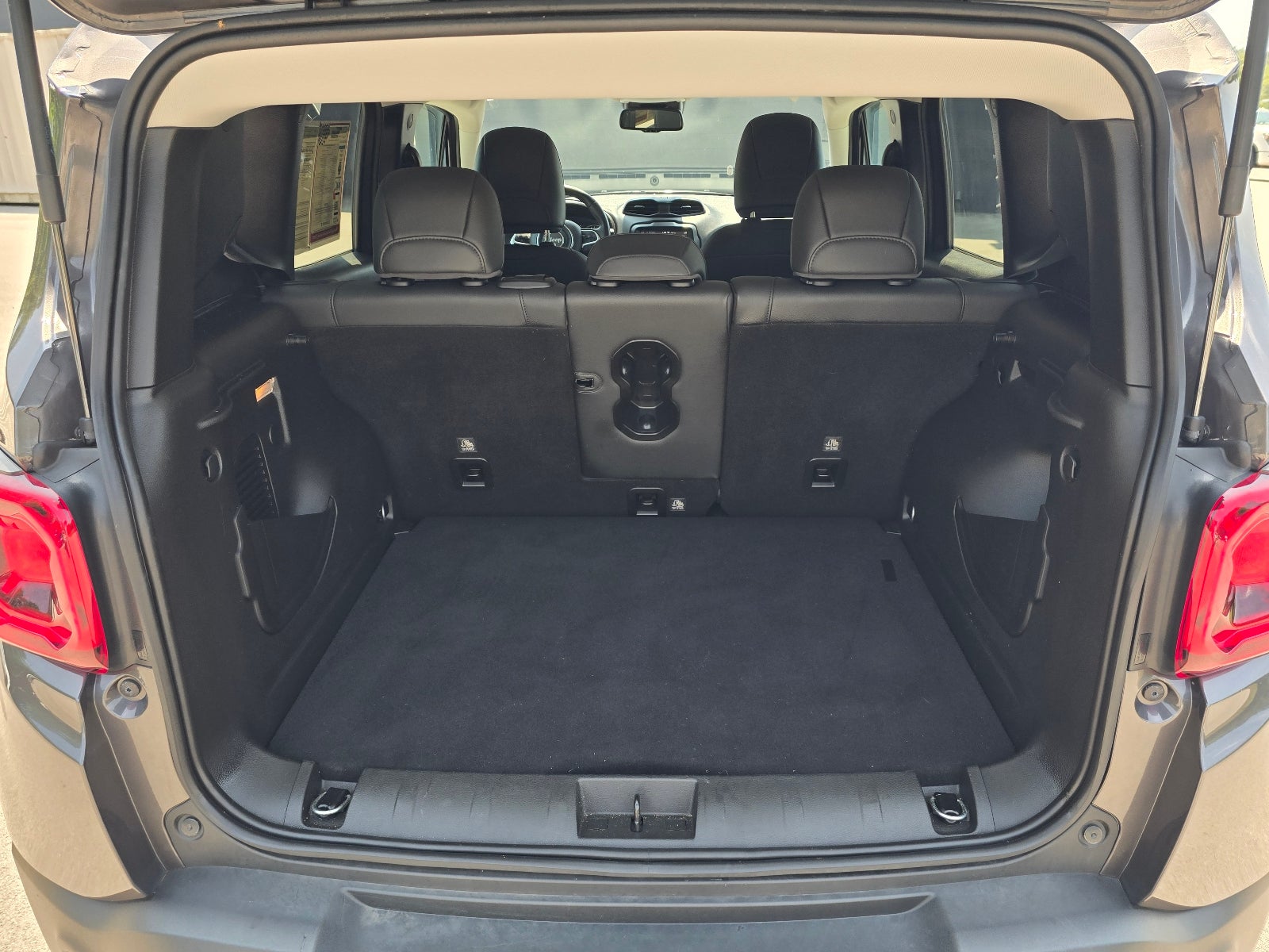 2021 Jeep Renegade Trailhawk